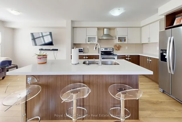 Additional image 16 of 55 Golden Springs Dr