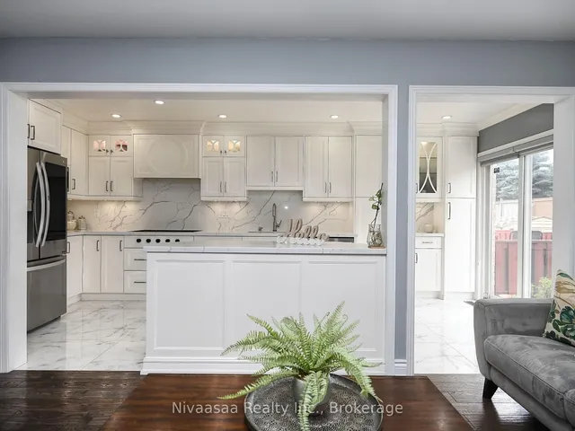 Additional image 8 of 38 Amethyst Circ