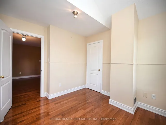 Additional image 32 of 138 Southlake Blvd