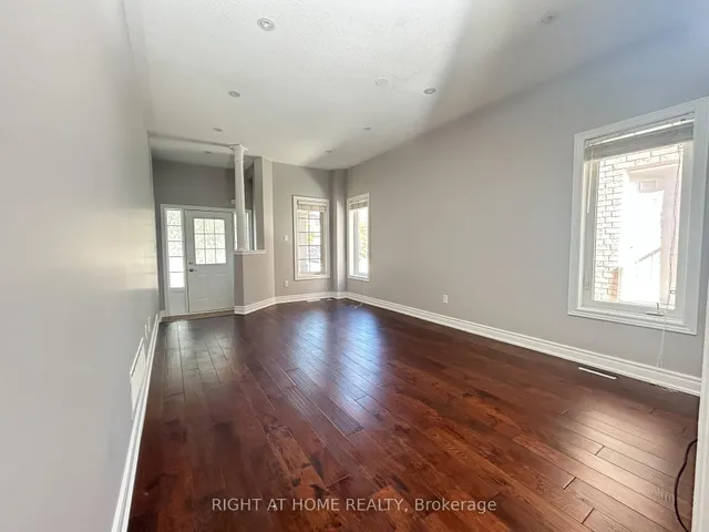 Additional image 7 of 15 Krakow St