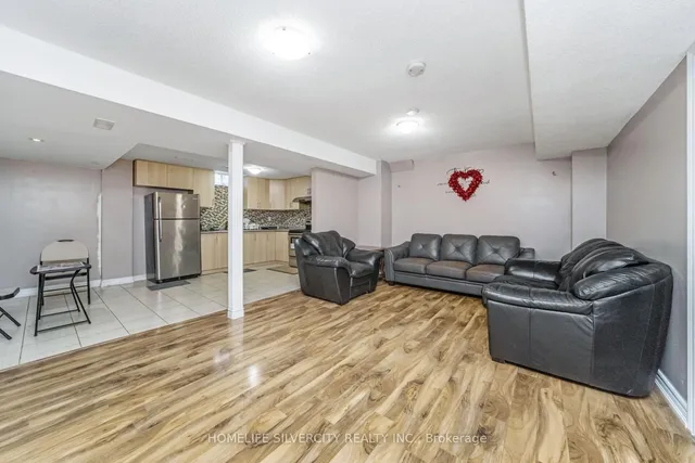 Additional image 38 of 17 Siesta Crt