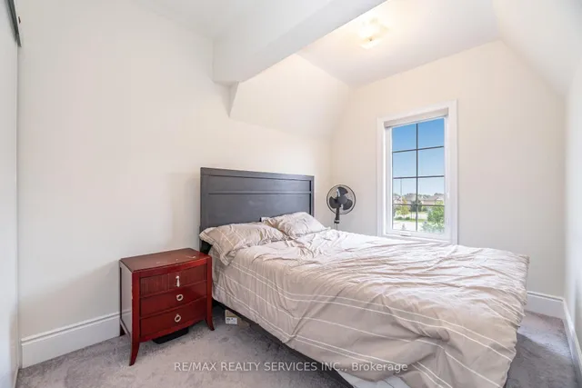 Additional image 38 of 38 Foxsparrow Rd