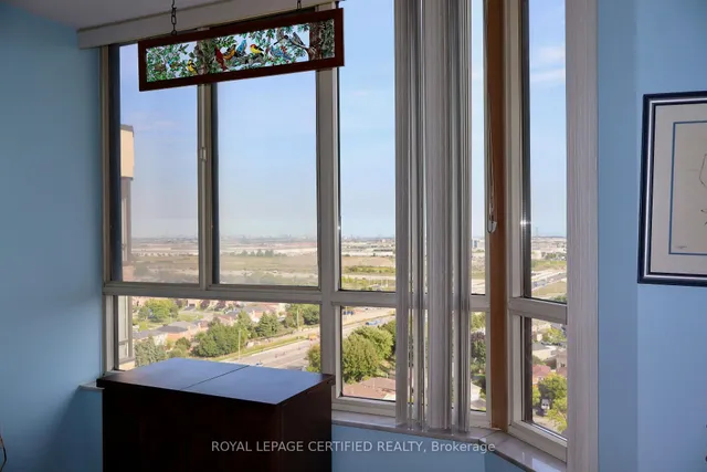 Additional image 27 of 20 Cherrytree Dr Unit PH2