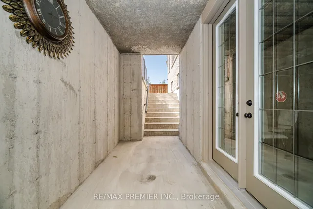 Additional image 46 of 18 Erintown Cres