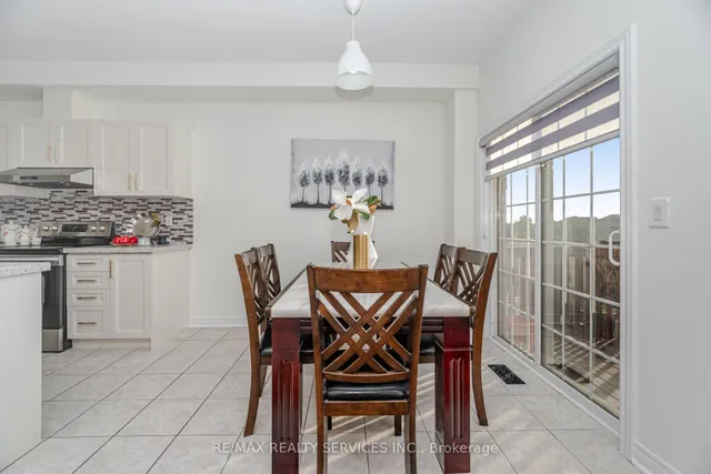 Additional image 48 of 38 Delport Clse