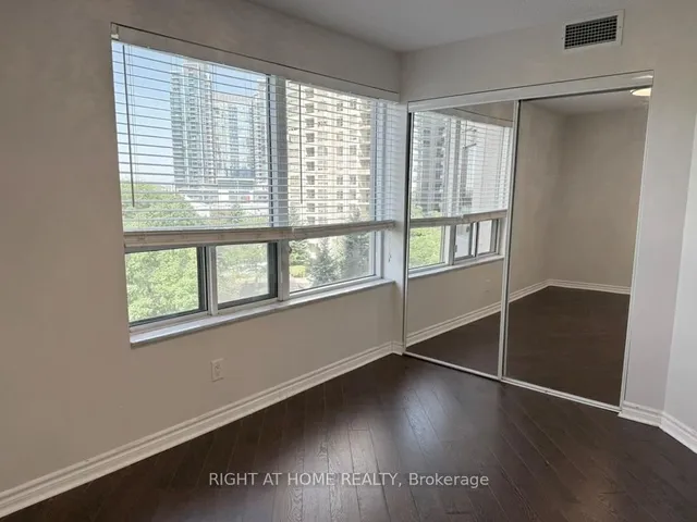 Additional image 24 of 25 Kingsbridge Garden Circ Unit 521