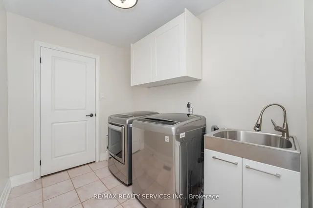 Additional image 24 of 33 Carnforth Dr