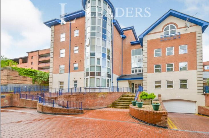 Property image for Warwick House