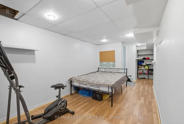 Additional image 18 of 26 Wickstead Crt