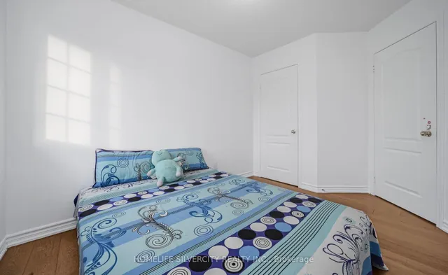 Additional image 38 of 56 Cadillac Cres