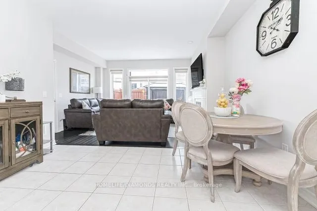 Additional image 16 of 4 FOLIAGE Dr