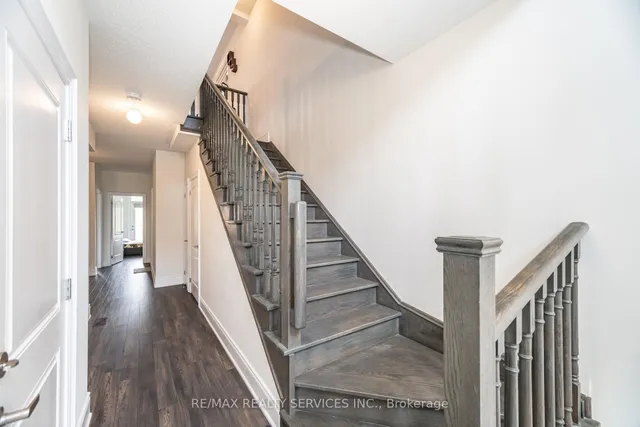 Additional image 15 of 38 Foxsparrow Rd