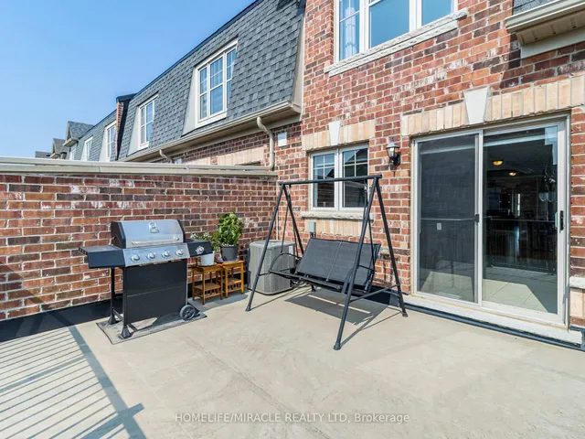 Additional image 50 of 43 Finegan Circ