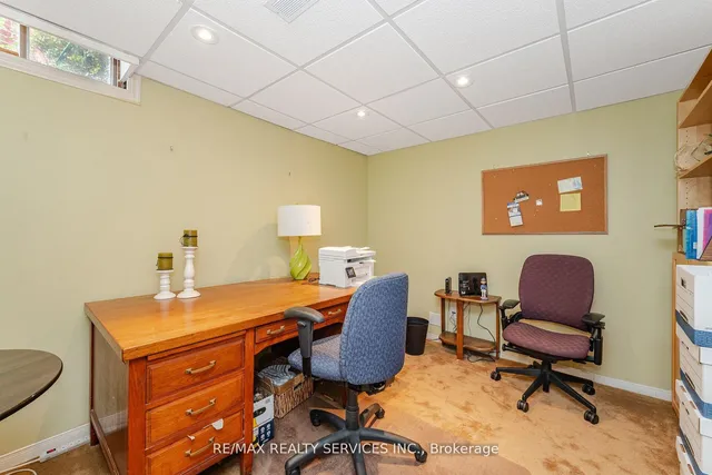 Additional image 28 of 33 Carnforth Dr