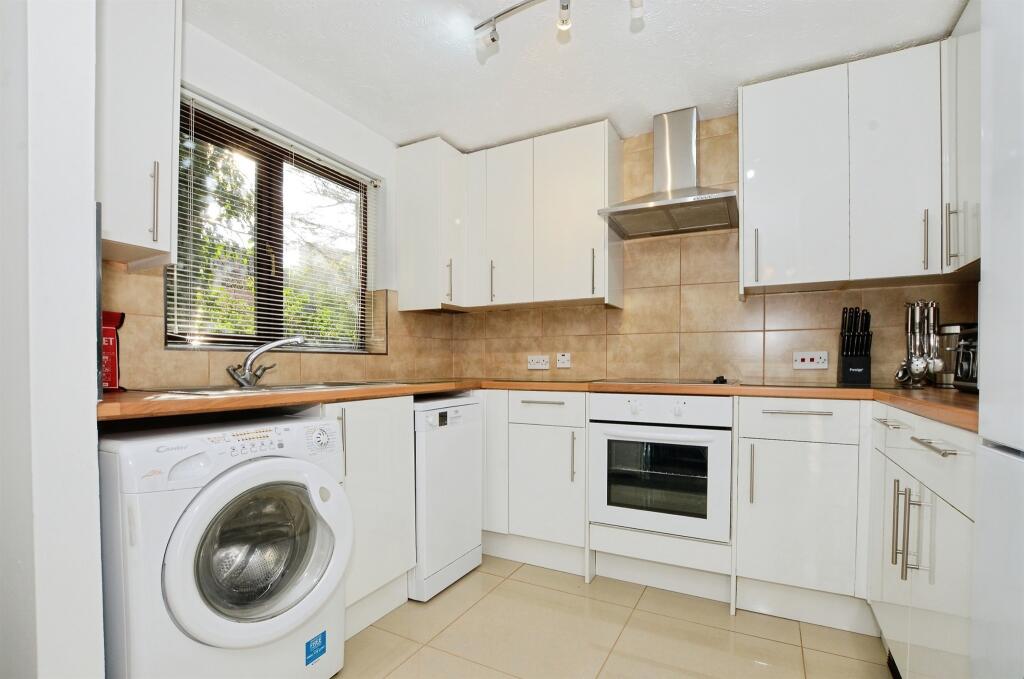 Additional image 5 of Hatfield Road, St. Albans