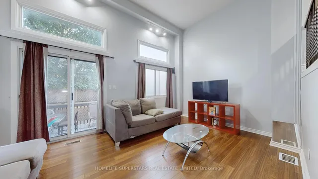 Additional image 4 of 76 Collins Cres