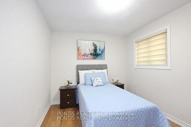 Additional image 25 of 72 SHELDRAKE Crt