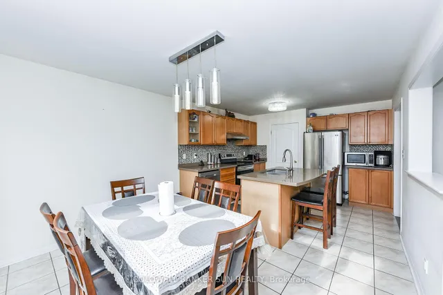 Additional image 18 of 34 Benmore Cres