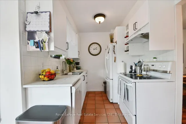 Additional image 11 of 2248 MacLennan Dr