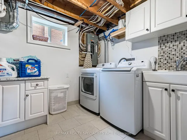 Additional image 42 of 16 Lesbury Ave