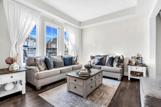 Additional image 7 of 3 Port Hope Hllw