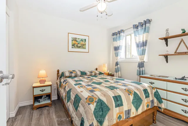 Additional image 22 of 13 Simmons Blvd