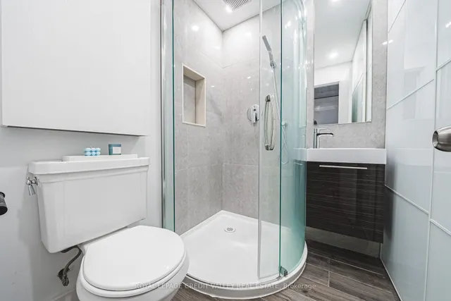 Additional image 36 of 618 Santee Gate