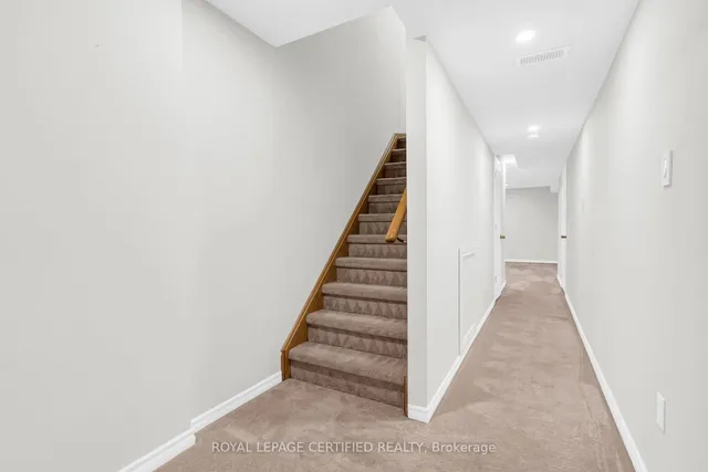 Additional image 35 of 398 Aspendale Cres