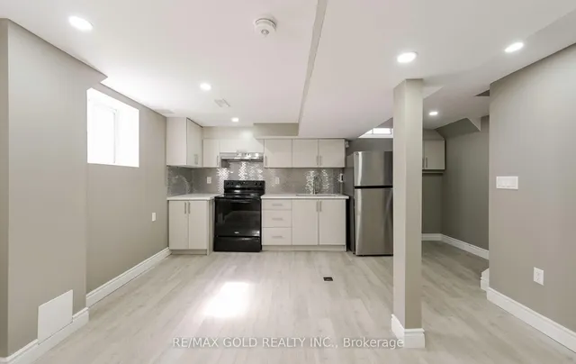 Additional image 34 of 11 Huronia Crt