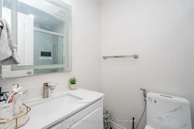 Additional image 24 of 172 Hansen Rd