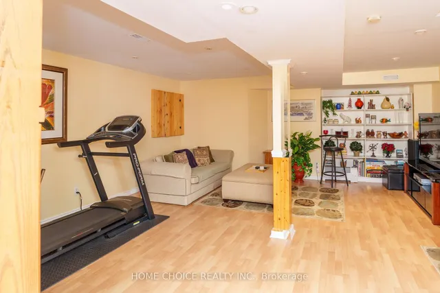 Additional image 20 of 914 Applecroft Circ