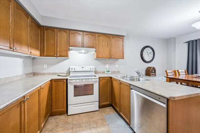 Additional image 13 of 17 Florette Pl