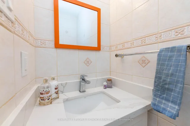 Additional image 9 of 365 Tailfeather Cres Unit 30