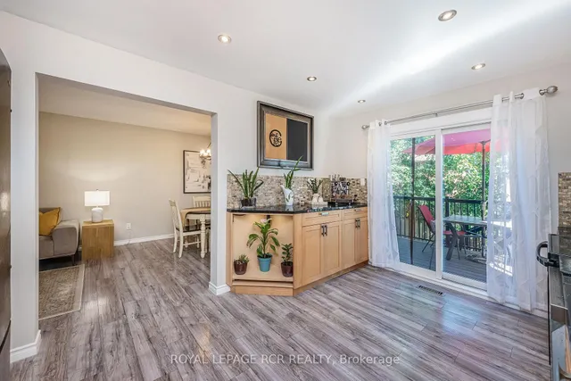 Additional image 12 of 19 Shenstone Ave