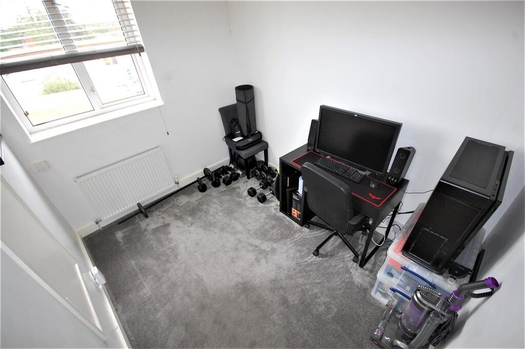 Additional image 8 of Robins Way, Hatfield