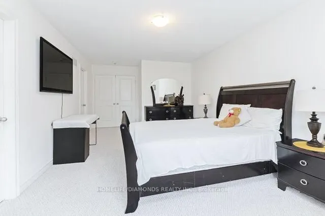 Additional image 24 of 4 FOLIAGE Dr