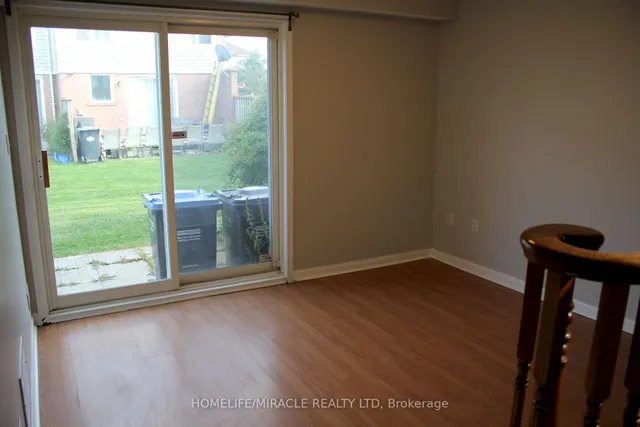 Additional image 18 of 5980 Whitehorn Ave Unit 38