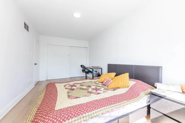 Additional image 37 of 365 Tailfeather Cres Unit 30