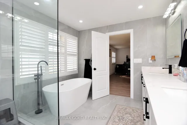 Additional image 31 of 1 Blaketon Crt