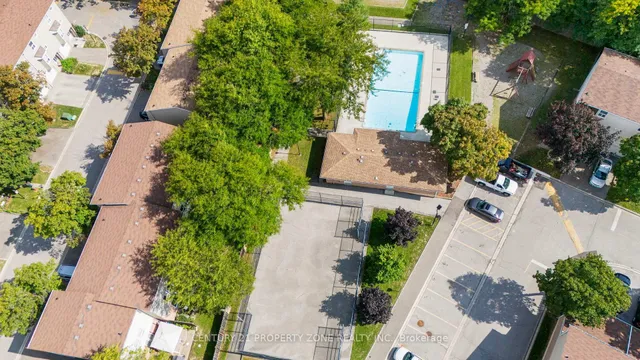 Additional image 4 of 90 Enmount Dr