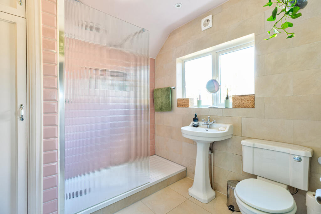 Additional image 22 of Beechwood Avenue, St. Albans, Hertfordshire, AL1