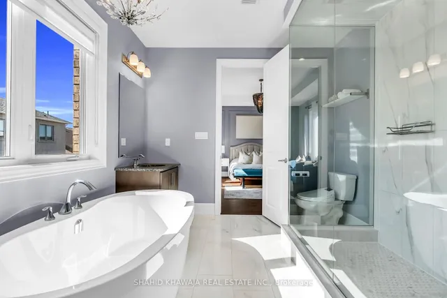 Additional image 28 of 1417 Varelas Passage