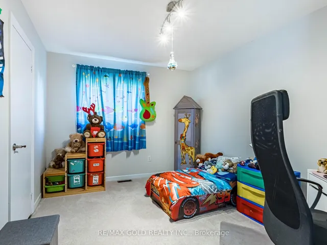 Additional image 20 of 30 Longbourne Cres