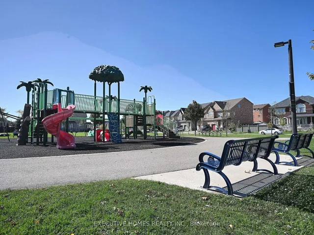 Additional image 43 of 55 Apple Valley Way