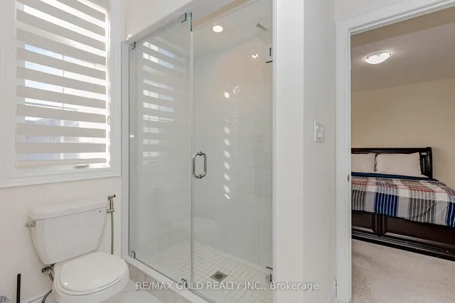 Additional image 39 of 32 Claremount Dr