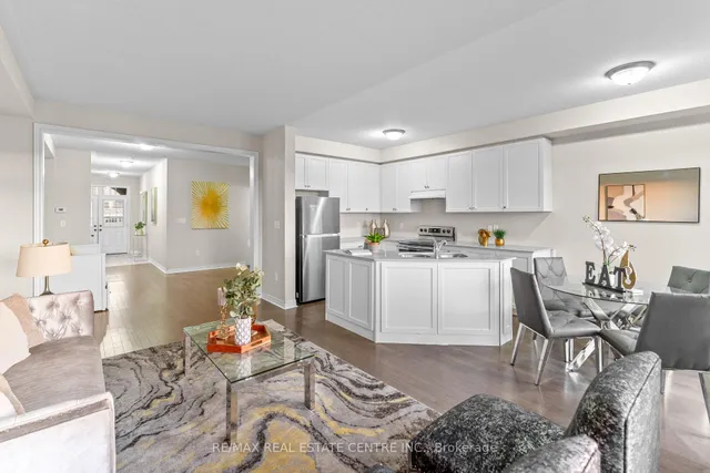 Additional image 10 of 18 Hogan Manor Dr