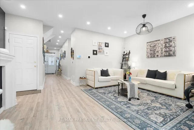 Additional image 10 of 56 Natronia Tr