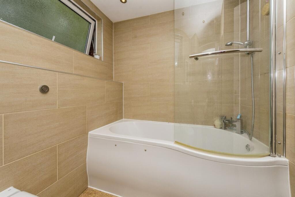 Additional image 11 of Middlefield, Hatfield, AL10