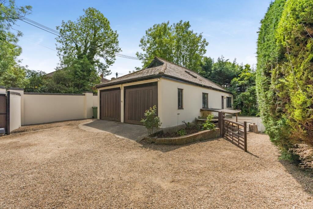 Additional image 7 of Radlett Road, Frogmore, St. Albans, Hertfordshire