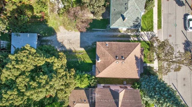 Additional image 49 of 34 Joseph St